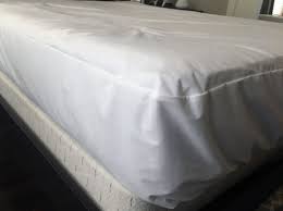 Mattress pads, mattress protectors & mattress covers. Mattress Protector Vs Mattress Pad Which One Is Right For Me Mattress Clarity