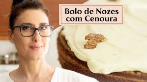 RECEITA DE BOLO DE CENOURA, NOZES E CANELA