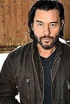 Steve Bacic's Instagram, Twitter & Facebook