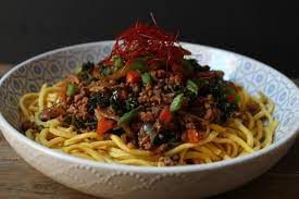 Szechuan Ground Pork Stir Fry Noodles Dish N The Kitchen The plain noodles till it turns golden brown and put them in a closed vessel with chilli. szechuan ground pork stir fry noodles