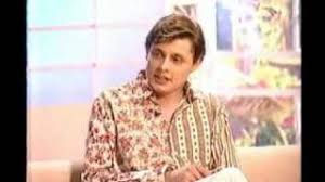 Евгений понасенков родился 13 марта 1982 года в москве, в семье с раннего детства мальчик проявил себя как великолепный рассказчик, которого собирались. Evgenij Ponasenkov Biografiya Lichnaya Zhizn Karera
