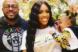 The real housewives of atlanta star porsha williams gave birth to her daughter, pilar jhena mckinley, on march 22, 2019. Porsha Williams Daughter Pj With Dennis Mckinley Christmas 2020 The Daily Dish