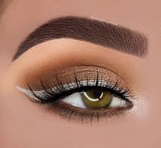 Black And White Winged Eyeliner This Silver Liner With Bronze Eyeshadow So Match Eyeliner Eyemakeup No Eyeliner Makeup Silver Eyeliner Makeup Tutorial Eyeshadow