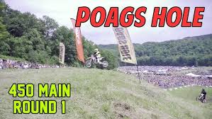 Extended 450's go HEAD TO HEAD up the legendary POAGS HOLE hill! #poagshole  #motoclimb #newyork
