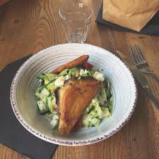 Salade De Courgettes Et Samoussas Chevre Menthe Ca Sent L Ete Food Avocado Breakfast