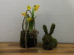 Als tischdekoration sehen sie toll aus. Osterdeko Idee Ostergeschenk Osterdekoration Mit Moos Selber Basteln Flora Shop Eu