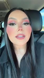 Summer Cruz's Instagram, Twitter & Facebook