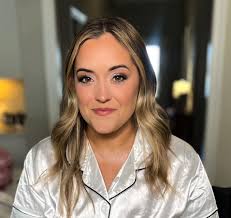 Good morning brides✨ I have been specializing in wedding day makeup for  about 6 years now. I absolutely love being apart of your special day and  it's such an honor. You can