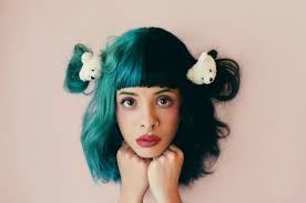 Melanie had auditioned for the american tv vocal talent show, the voice and then amazing singer/songwriter who released her ep 'dollhouse' in 2014, her album 'crybaby' in 2015 and her single 'gingerbread man' in 2016. Strawberry Fields Forever Letra Melanie Martinez Suas Letras