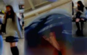 C020 Jk顔出し 色白清楚系娘のニーハイ 越しに覗くエロ過ぎる隙間|HONEYsPOTならアダルトコンテンツを探せる、販売できるマーケットプレイスです。