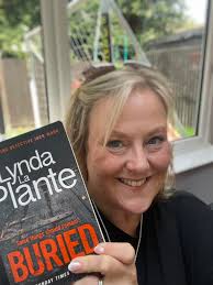 Now to start book number 16 of the year and a change of author After  reading Frieda McFadden for the past 12 books I decided for a change let's  see how this