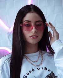 Lorraine Perales• (@lorraineperales) · Instagram 照片和视频