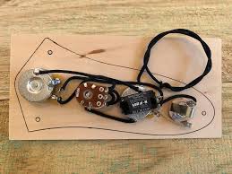 And although they're still pretty new on the market, it's actually. Fender P J Bass Wiring Harness With Blend Pot Oiled Reverb
