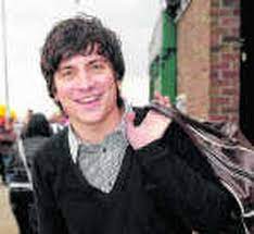 Niels destadsbader (born 19 august 1988) is a belgian singer, television presenter and actor. Niels Destadsbader Stapt In Nieuwe Ketnet Telenovelle De Standaard Mobile