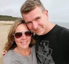 How I met my partner: An ocean can't keep Fergus and Susan apart