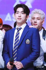 1 hit as monsta x's i.m makes a splash with his first solo album. Jinyoung Got7 And Jooheon Monsta X Jooheon Got7 Jinyoung Jinyoung