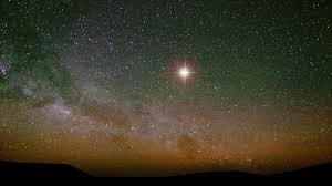 El 21 de diciembre de 2020, júpiter y saturno se cruzarán en el cielo nocturno y, por un breve momento, parecerán brillar juntos como un. La Estrella De Belen Reaparecera En El Cielo Despues De 800 Anos Vogue Mexico Y Latinoamerica