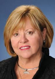 Women Realtors announce awards