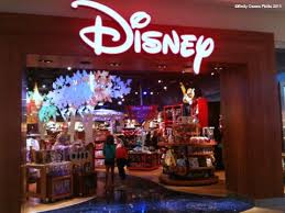 Entdecke alle neu eingetroffenen fanartikel deiner disney helden jetzt im shopdisney. News Disney Stores Will Soon Begin A Phased Reopening Allears Net