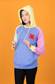 18 Awesome Youtubers Merch Shops From The Uk And The World 2020 Fresh Clothes Hoodies Stylish Hoodies