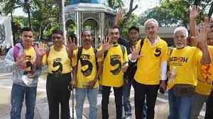 The bersih 5 rally (also known by its tagline: Malaysia Protest Bersih Rally Demands Prime Minister Najib Razak Step Down Cnn