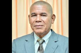 Dr Norton extends congratulations to Doris for Commonwealth Games gold