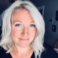 Diary of a Dishwater Blonde: How I went from Golden Blonde to Ice Blonde.