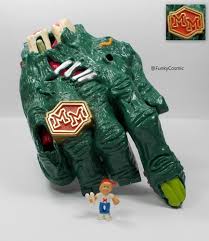 Mighty Max Grips The Hand Crushes The Hand Doom Zones Bluebird Toys 22 Mighty Max Max Blue Bird