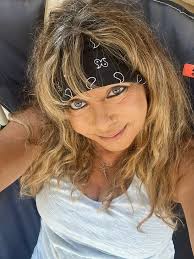 My family lived in Boaz for a long time. My mother ran the Boaz Jewelry  Store for many years. I installed Don's Record Bar in the back in the late  forties. We