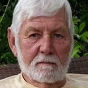 Ray Darr's Instagram, Twitter & Facebook