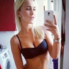Latest information about nela slovakova updated on march 05, 2021. Nela Slovakova Nelaslovakova Twitter