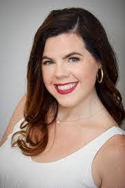 Candice Schilling's Instagram, Twitter & Facebook