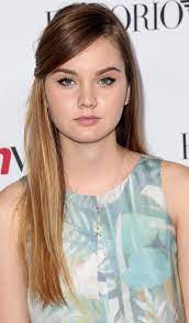 10 Cute And Easy Hairstyles For Middle School Girls Middle School Hairstyles High School Hairstyles Easy Hairstyles