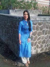 Kareena Kapoor Salwar Kameez Bodyguard Google Search Kareena Kapoor Black Cotton Dresses Indian Attire