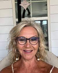 Gayle Sisson's Instagram, Twitter & Facebook