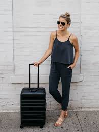 Weekend At The Beach Styled Snapshots Casual Travel Style Travel Fashion European Lou Grey