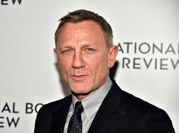 Daniel Craig