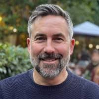 30+ perfiles de «Daniel Statham»