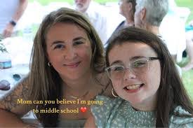 Aimee Kilgore's Instagram, Twitter & Facebook