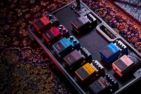This week, noel gallagher unveiled his new pedalboard on instagram. Namm 2021 Boss Prasentiert Neue Pedalboard Losungen Und Zubehor Gitarre Bass