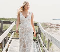 With fit and style kept in mind, plus size wedding dresses from martin thornburg were created so that all types of women feel confident and. Regiss Bridal Prom Stores In Glasgow Louisville Bowling Green Owensboro