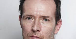 911 call reveals fear, shock of bandmates who found Scott Weiland's body