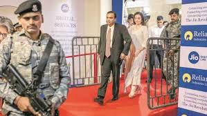 Reliance industries has 187,729 employees across 15 locations and ₹5.90 t in annual revenue in fy 2019. Why Reliance Industries Has Stopped Bingeing On Debt