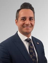 Meet Our Expert Plastic & Reconstructive Surgeons at The Institute