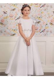 The new lilly bridal collection passions by lilly is a dream for bridalfashionistas. Lilly Brautkleider Kommunionkleider Brautaccessoires