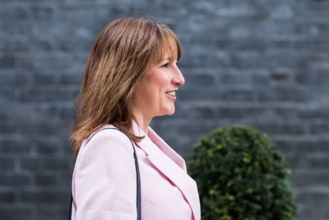 Rachel Reeves told to 'remove' £200 car tax charge for one group of drivers  - Birmingham Live