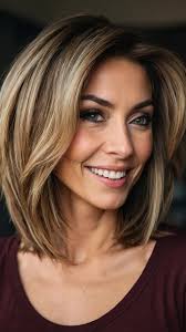 Chic and Cute: 15 Trending Hairstyles for Moms with Oval Faces in 2024