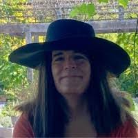 Iris Morris's Instagram, Twitter & Facebook