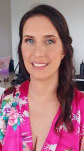 ✨️ I love an elopement style wedding ✨️, Yesterday's natural beauty Katrina  chose @petrichor_estate to wed her groom, Paul. Already possessing the most  striking blue eyes and glowy skin, Katrina ...