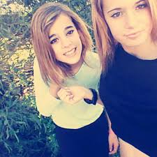 zoe bond (@crazierubia)